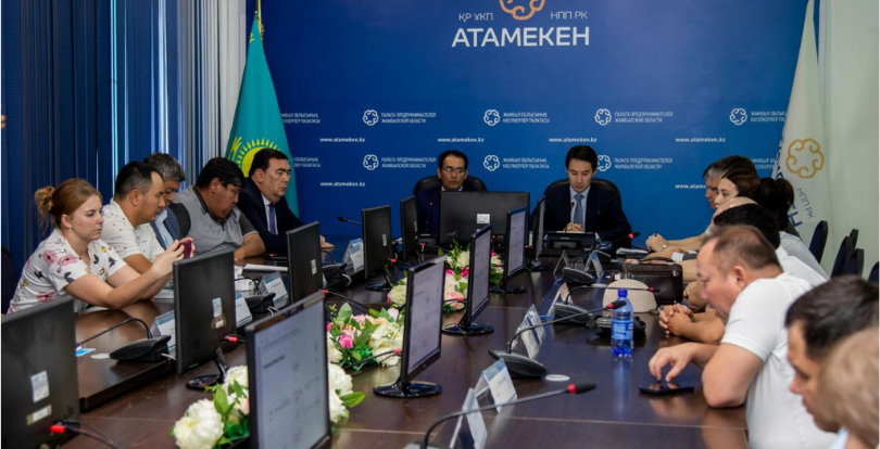 Представители АО «Казахстанская Жилищная Компания» встретились с застройщиками Жамбылской области