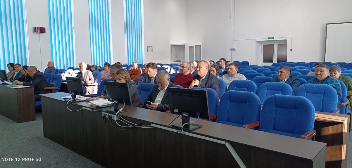 Аграрии в Павлодарской области жалуются на недовес при выдаче ГСМ для весенних работ